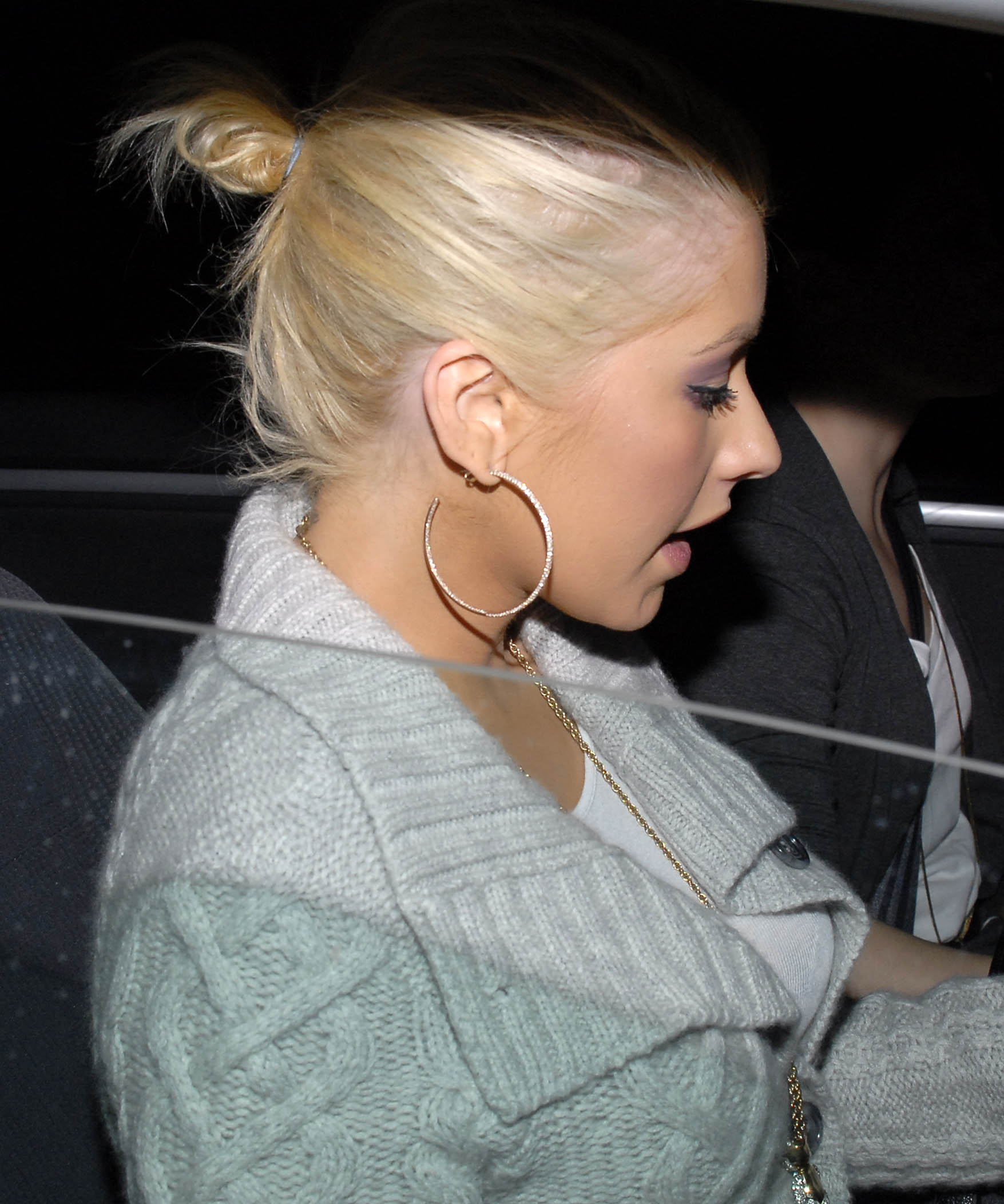 FLY0001667751F.jpg FLY0001667751F.jpg