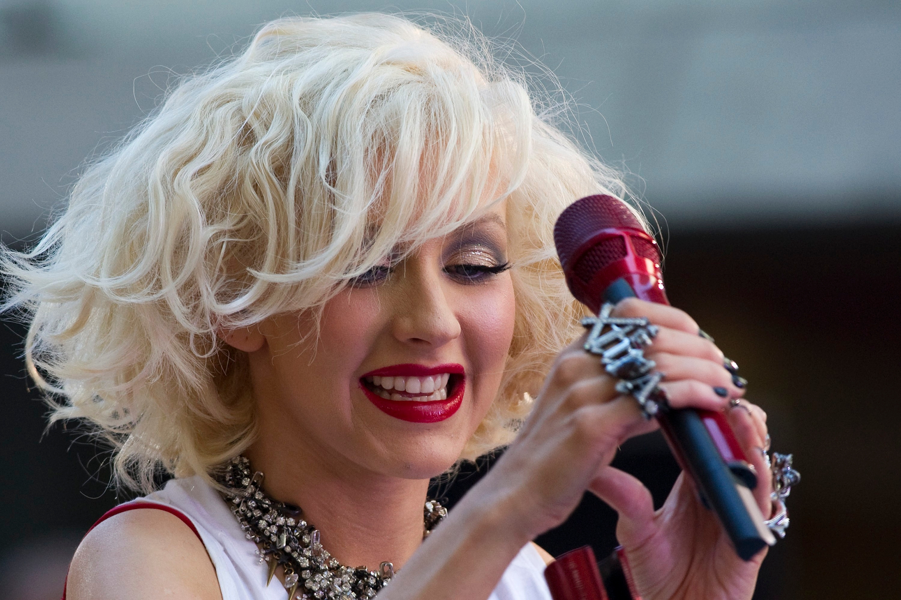 NBC_s_Today_Show_-_June_8_-_Christina_Aguilera_Daily_00199.jpg NBC_s_Today_Show_-_June_8_-_Christina_Aguilera_Daily_00199.jpg