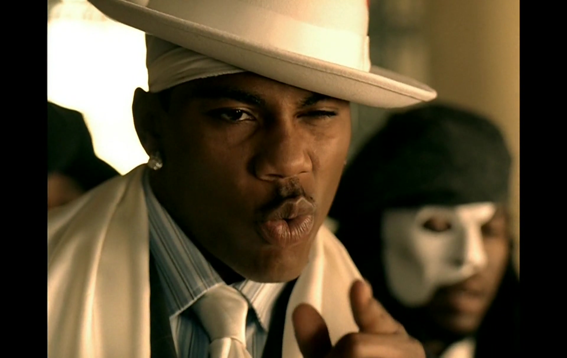 Nelly_-_Tilt_Ya_Head_Back_030.jpg Nelly_-_Tilt_Ya_Head_Back_030.jpg