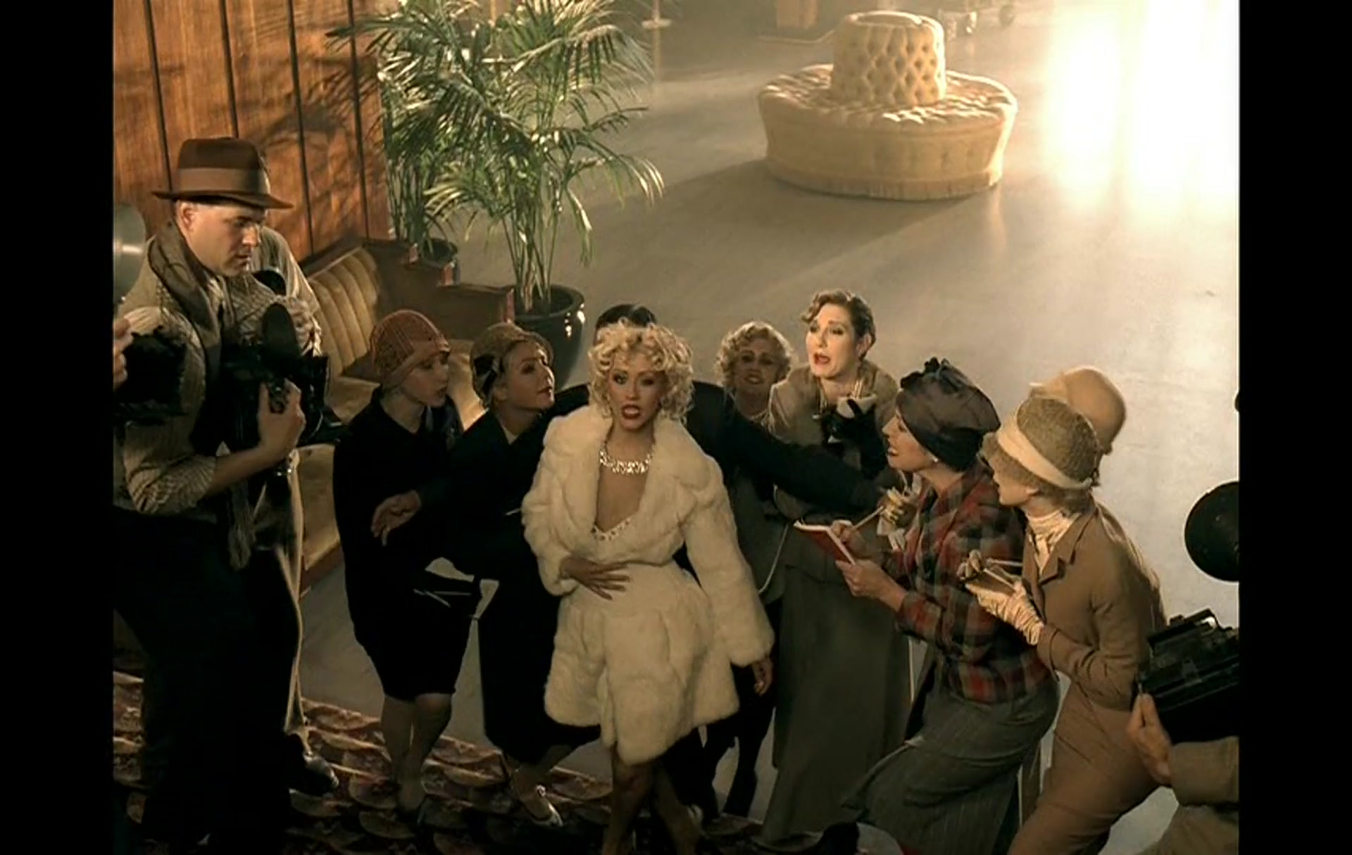 Nelly_-_Tilt_Ya_Head_Back_033.jpg Nelly_-_Tilt_Ya_Head_Back_033.jpg