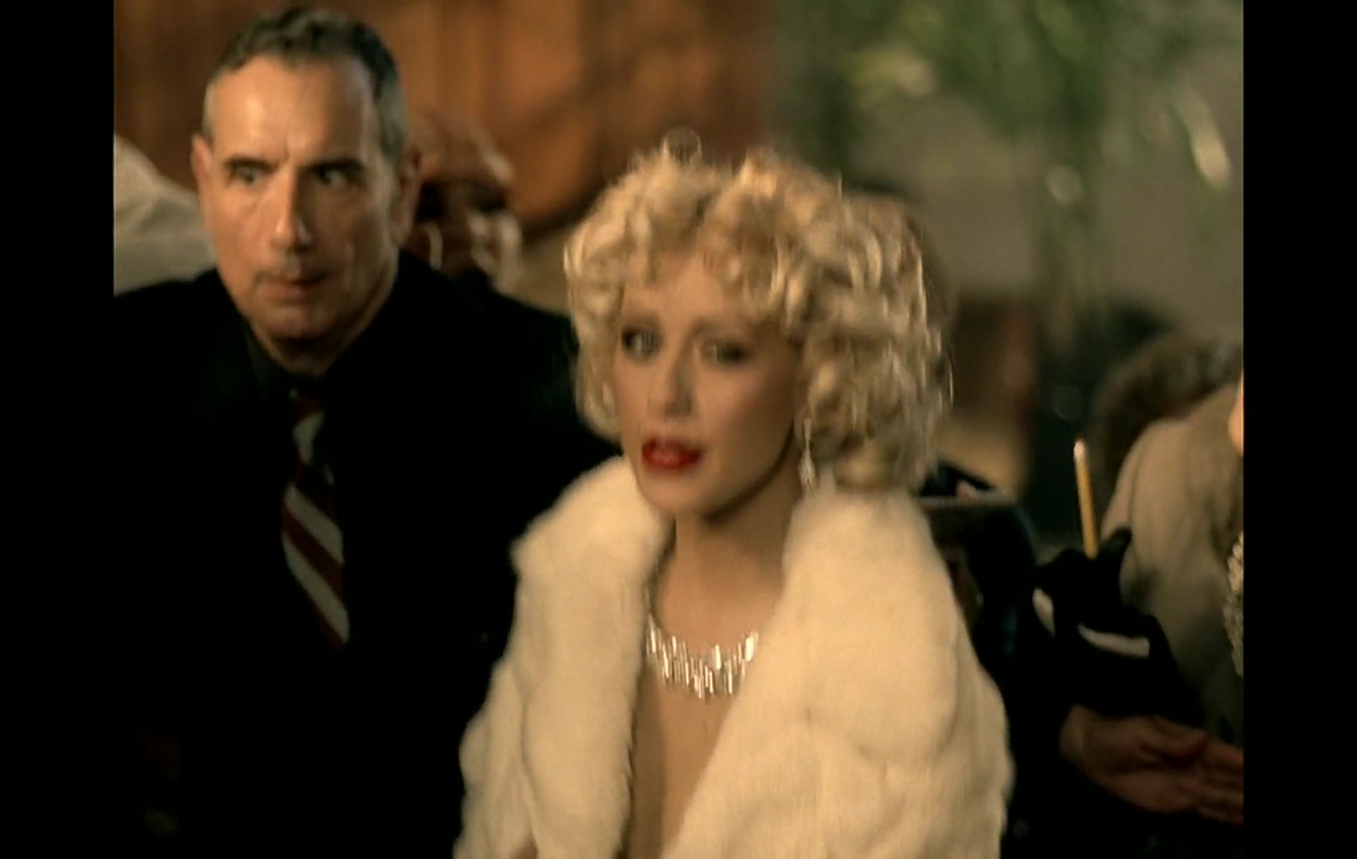 Nelly_-_Tilt_Ya_Head_Back_035.jpg Nelly_-_Tilt_Ya_Head_Back_035.jpg