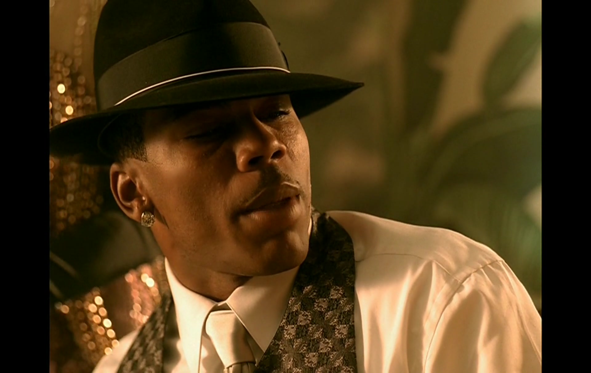 Nelly_-_Tilt_Ya_Head_Back_040.jpg Nelly_-_Tilt_Ya_Head_Back_040.jpg