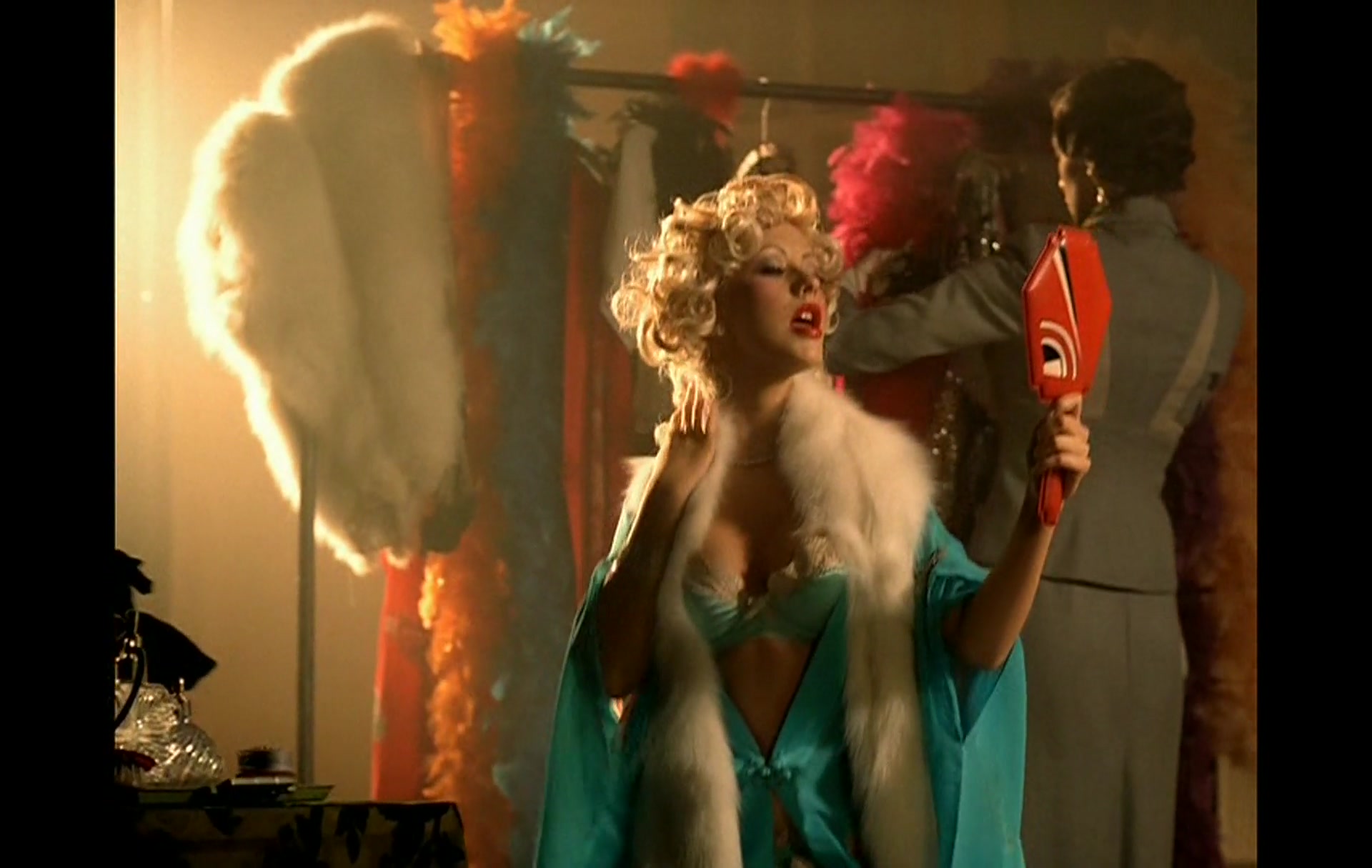 Nelly_-_Tilt_Ya_Head_Back_079.jpg Nelly_-_Tilt_Ya_Head_Back_079.jpg