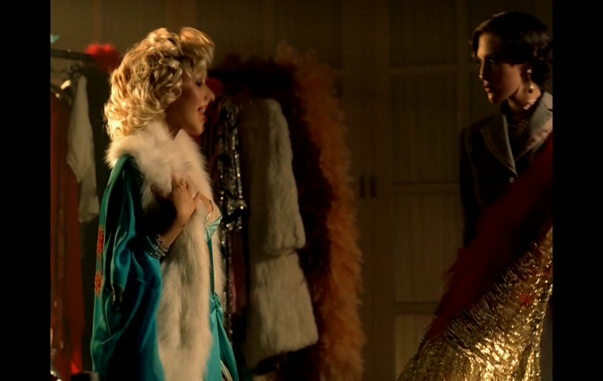 Nelly_-_Tilt_Ya_Head_Back_083.jpg Nelly_-_Tilt_Ya_Head_Back_083.jpg