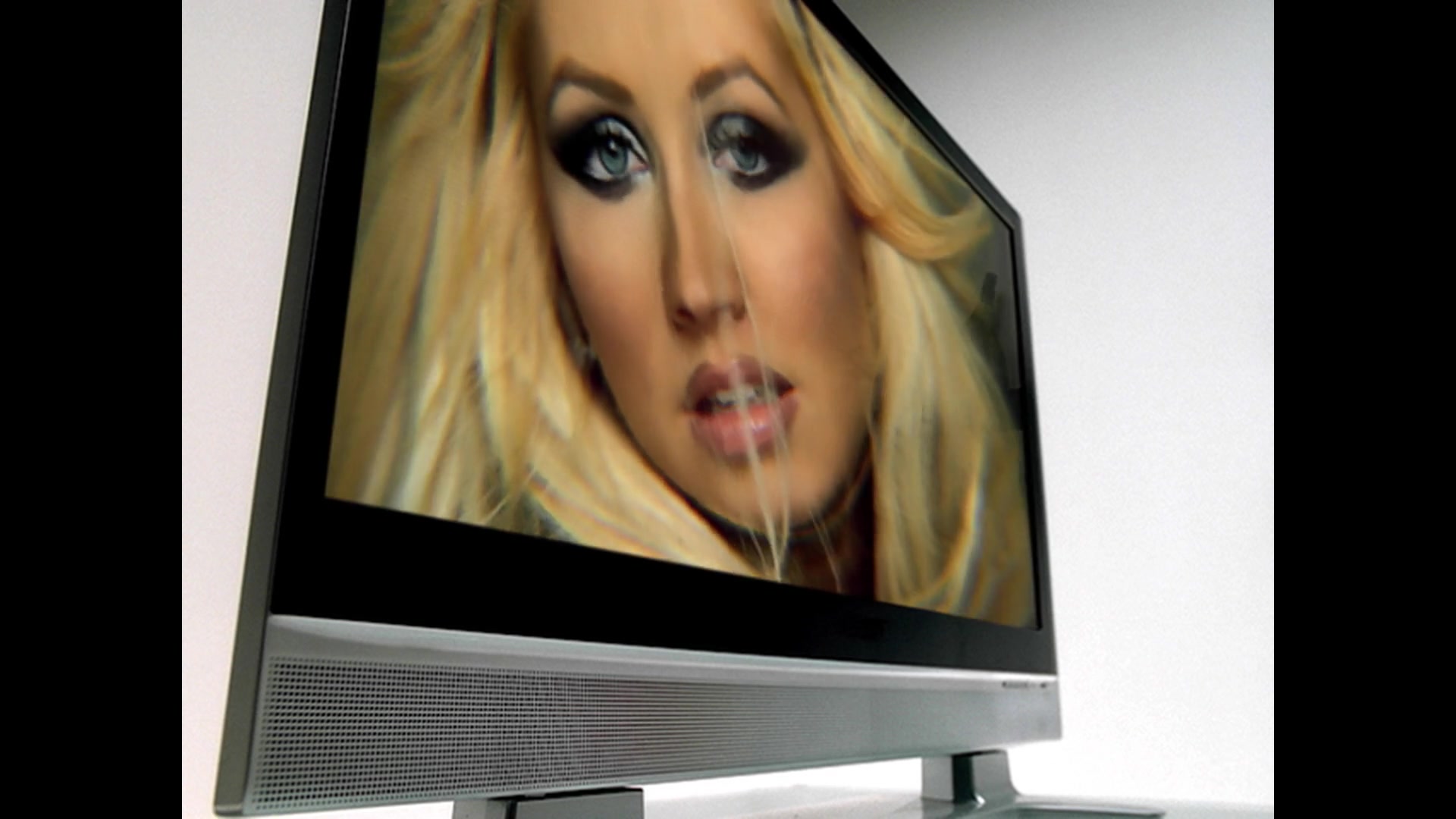 P__Diddy_feat__Christina_Aguilera_-_Tell_Me_5BVEVO_HD_1080p5D_036.jpg
