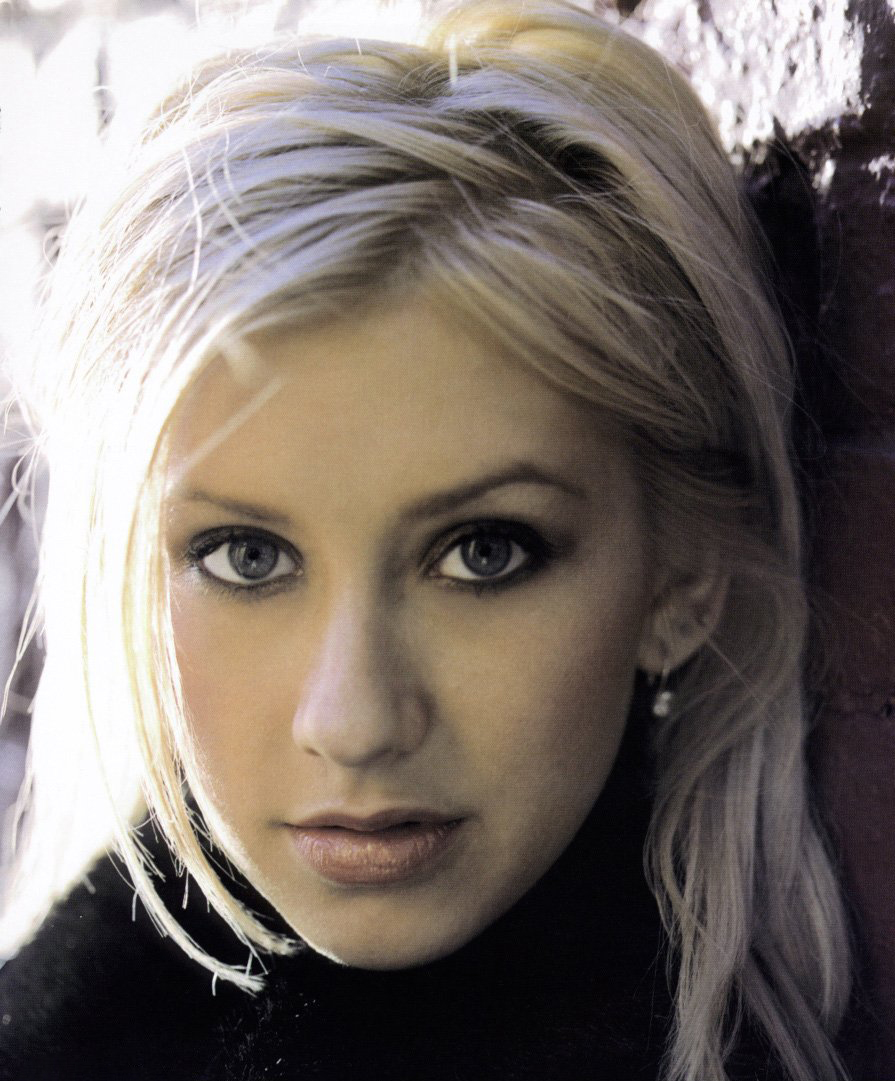 Puzzle_set_2_-_Xtina_Daily_002_.jpg Puzzle_set_2_-_Xtina_Daily_002_.jpg