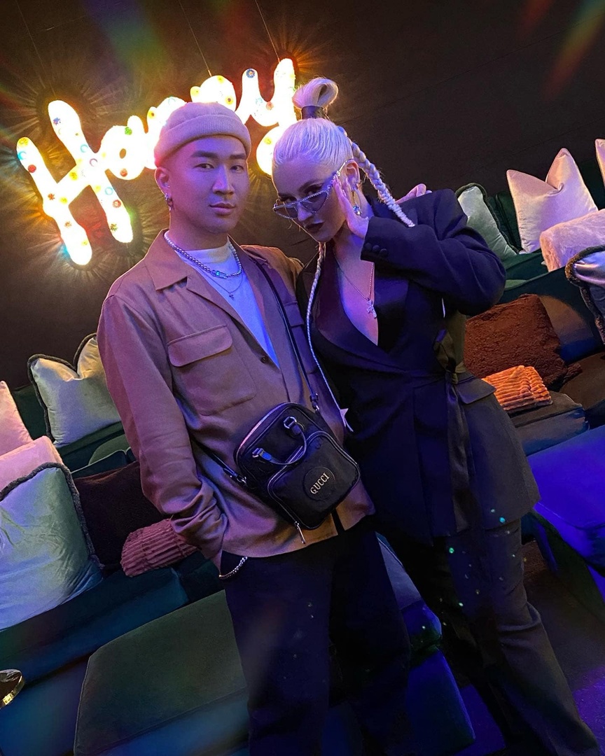 VuVGb_Sc1ZA.jpg VuVGb_Sc1ZA.jpg