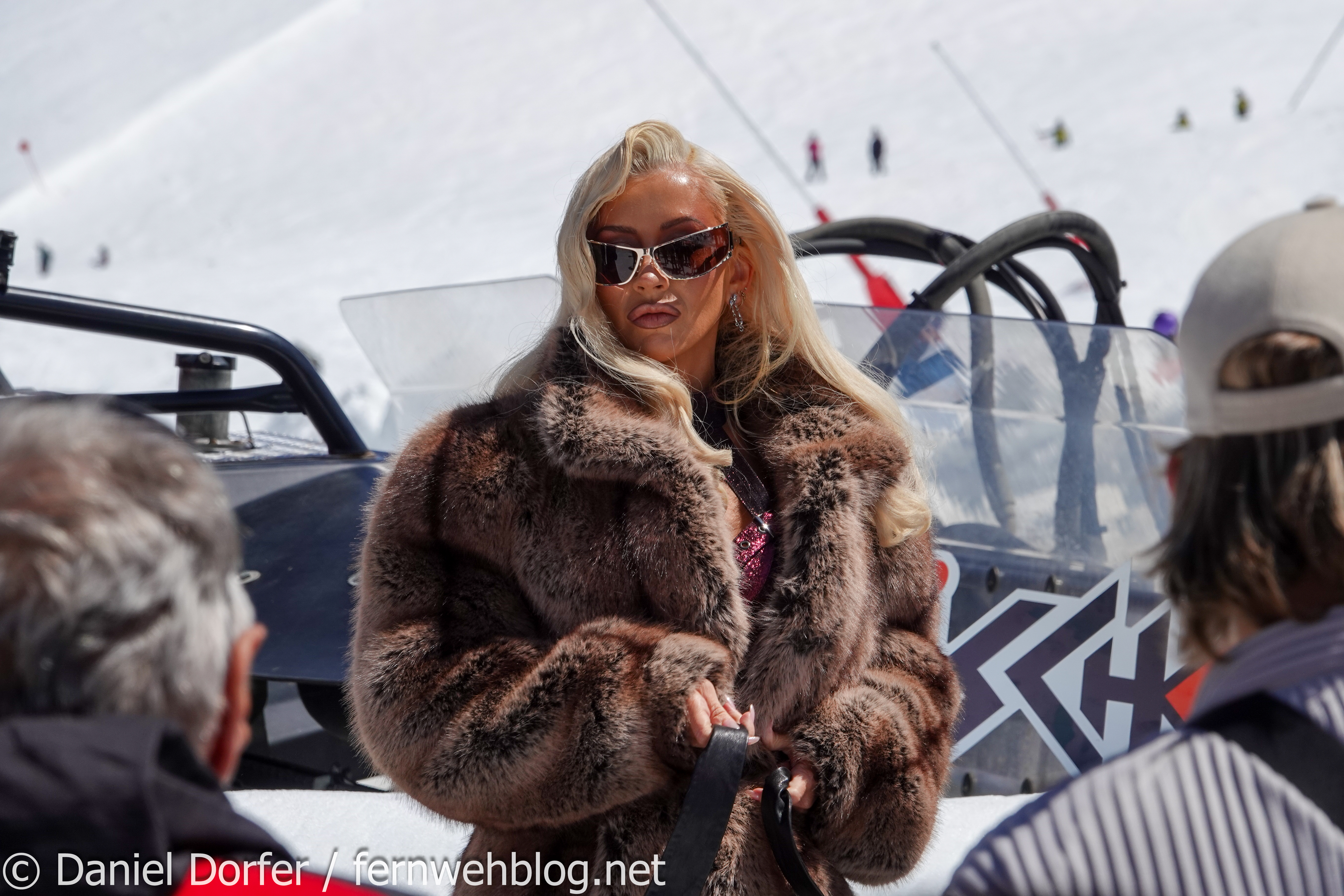 XtinaHQ_0481514418.jpg