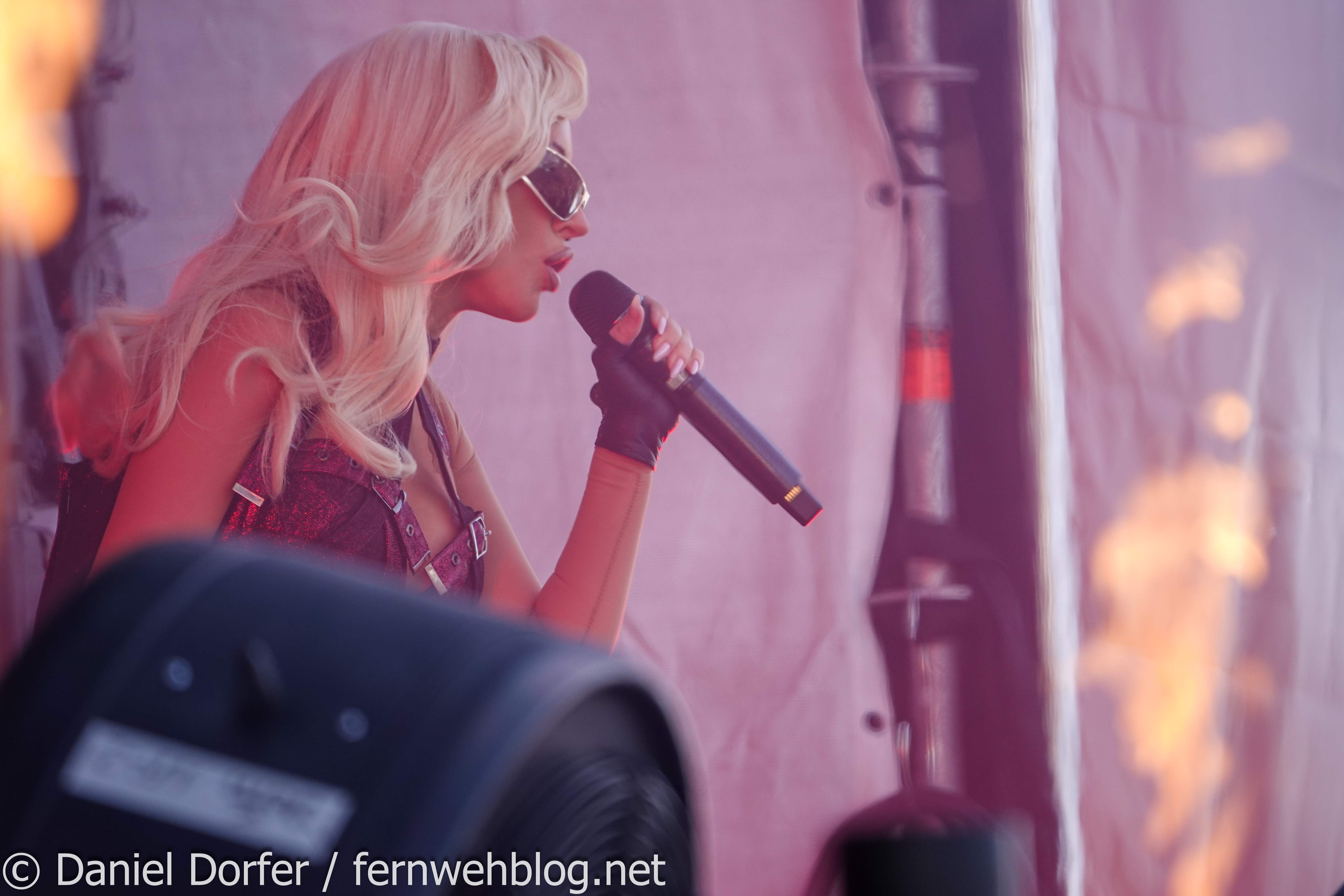 XtinaHQ_0915153516.jpg