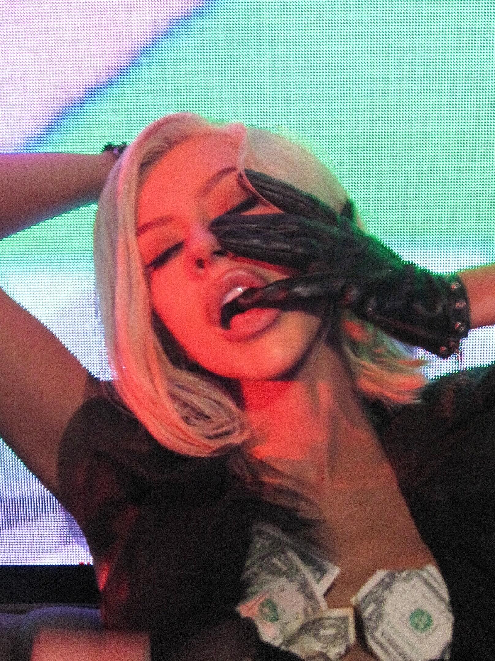 XtinaHQ_0946823252.png XtinaHQ_0946823252.png