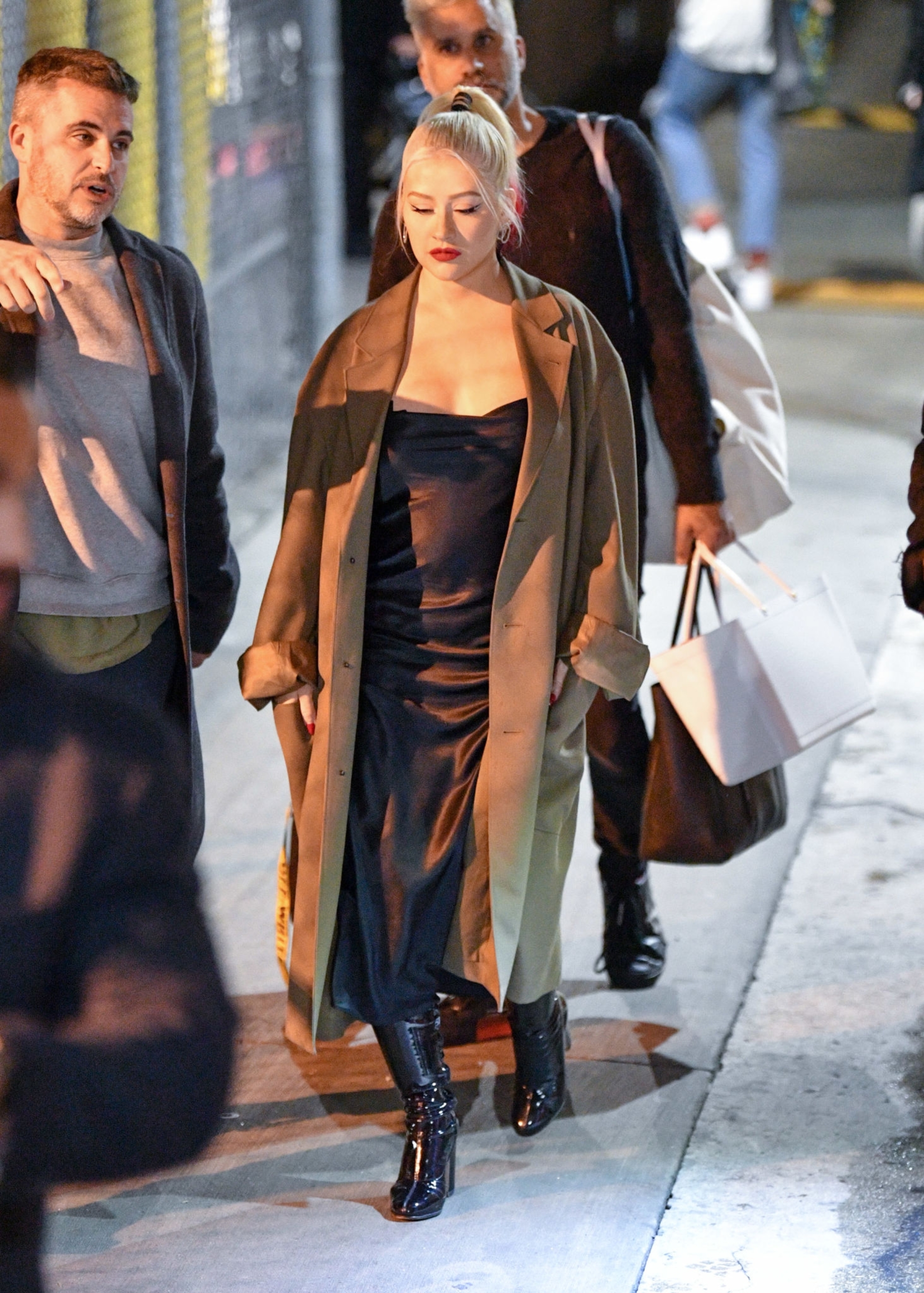 Xtina_losangeles_xtinadaily_04.jpg Xtina_losangeles_xtinadaily_04.jpg