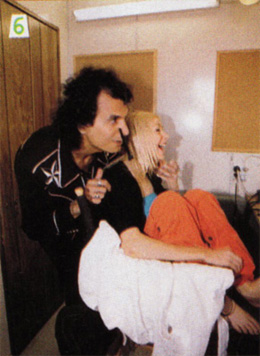 Keywords: Christina Aguilera, 1999, Jim McHugh, Teen People, October, Genie In A Bottle Keywords: Christina Aguilera, 1999, Jim McHugh, Teen People, October, Genie In A Bottle