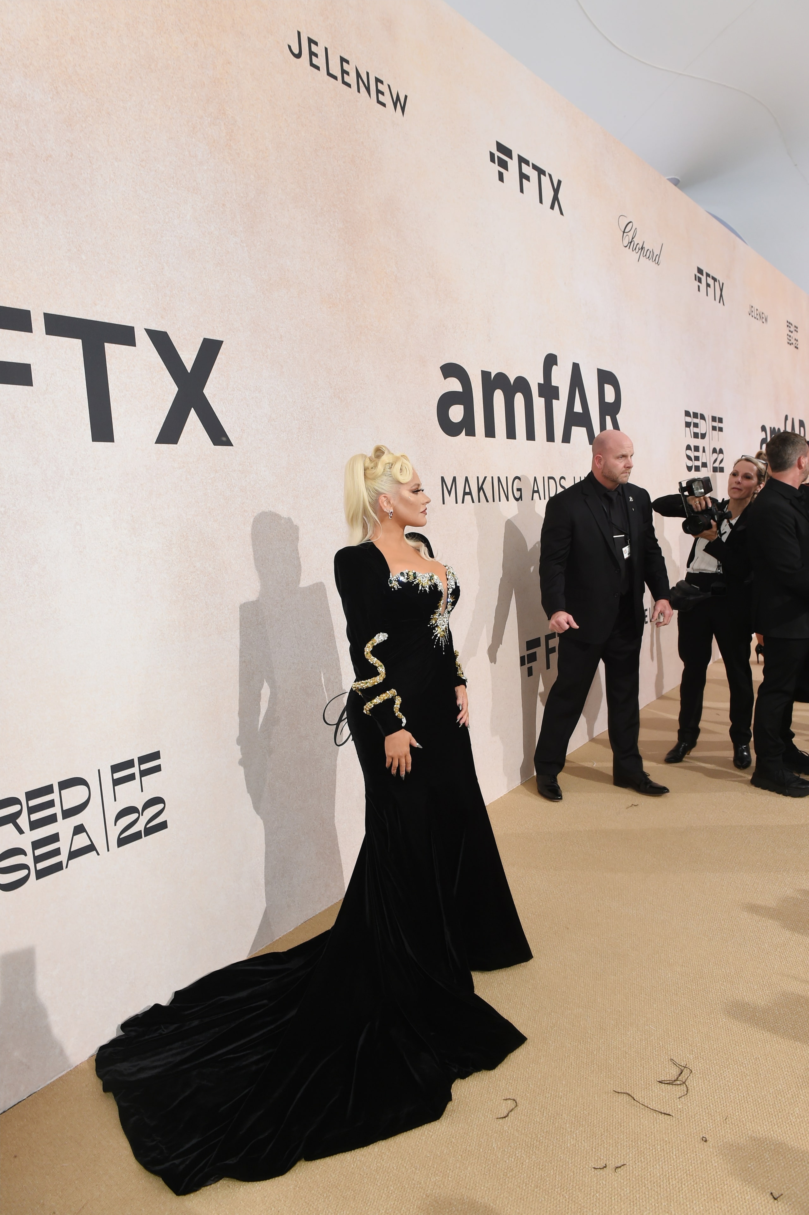 amfAR_Gala_Cannes_2022_-_Christina_Aguilera_-_Xtina_Daily_00094.jpg