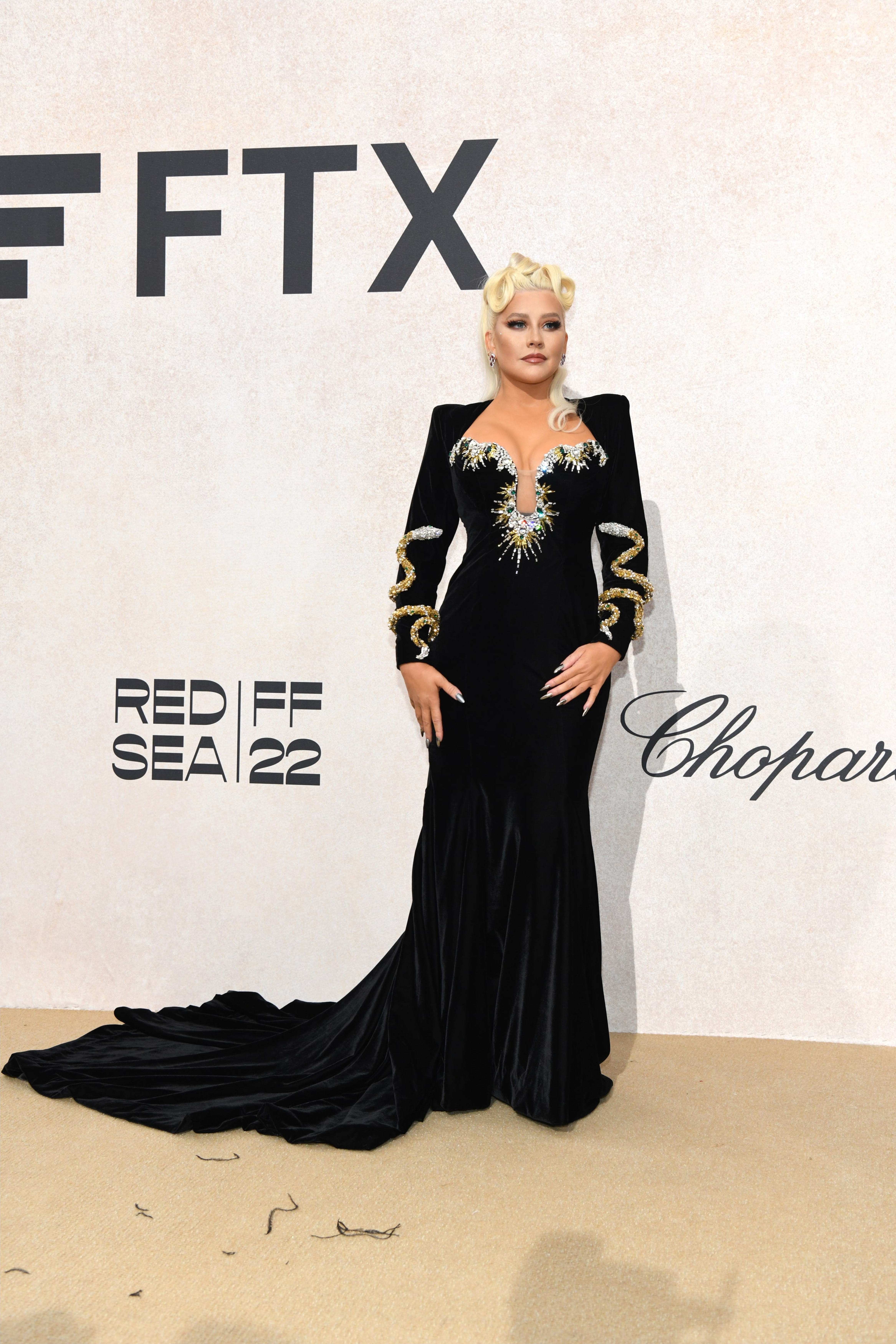 amfAR_Gala_Cannes_2022_-_Christina_Aguilera_-_Xtina_Daily_00099.jpg amfAR_Gala_Cannes_2022_-_Christina_Aguilera_-_Xtina_Daily_00099.jpg