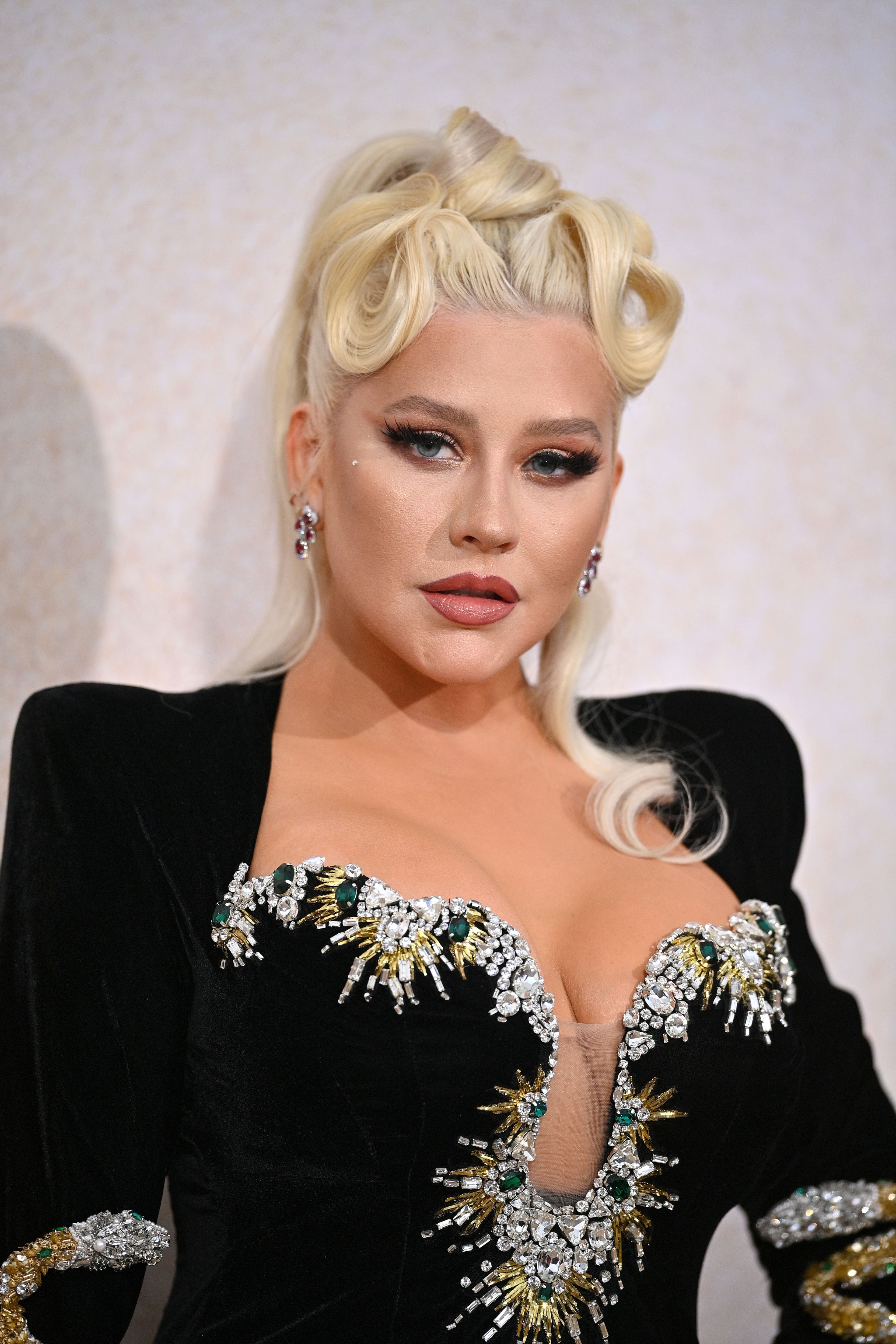 amfAR_Gala_Cannes_2022_-_Christina_Aguilera_-_Xtina_Daily_00104.jpg