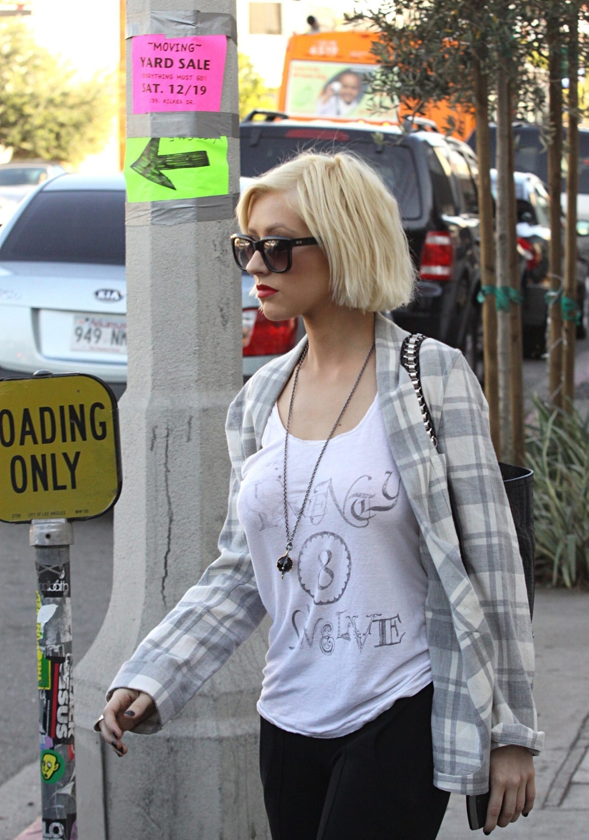 buzz_091203OSM_ChristinaAguilera_44.jpg buzz_091203OSM_ChristinaAguilera_44.jpg