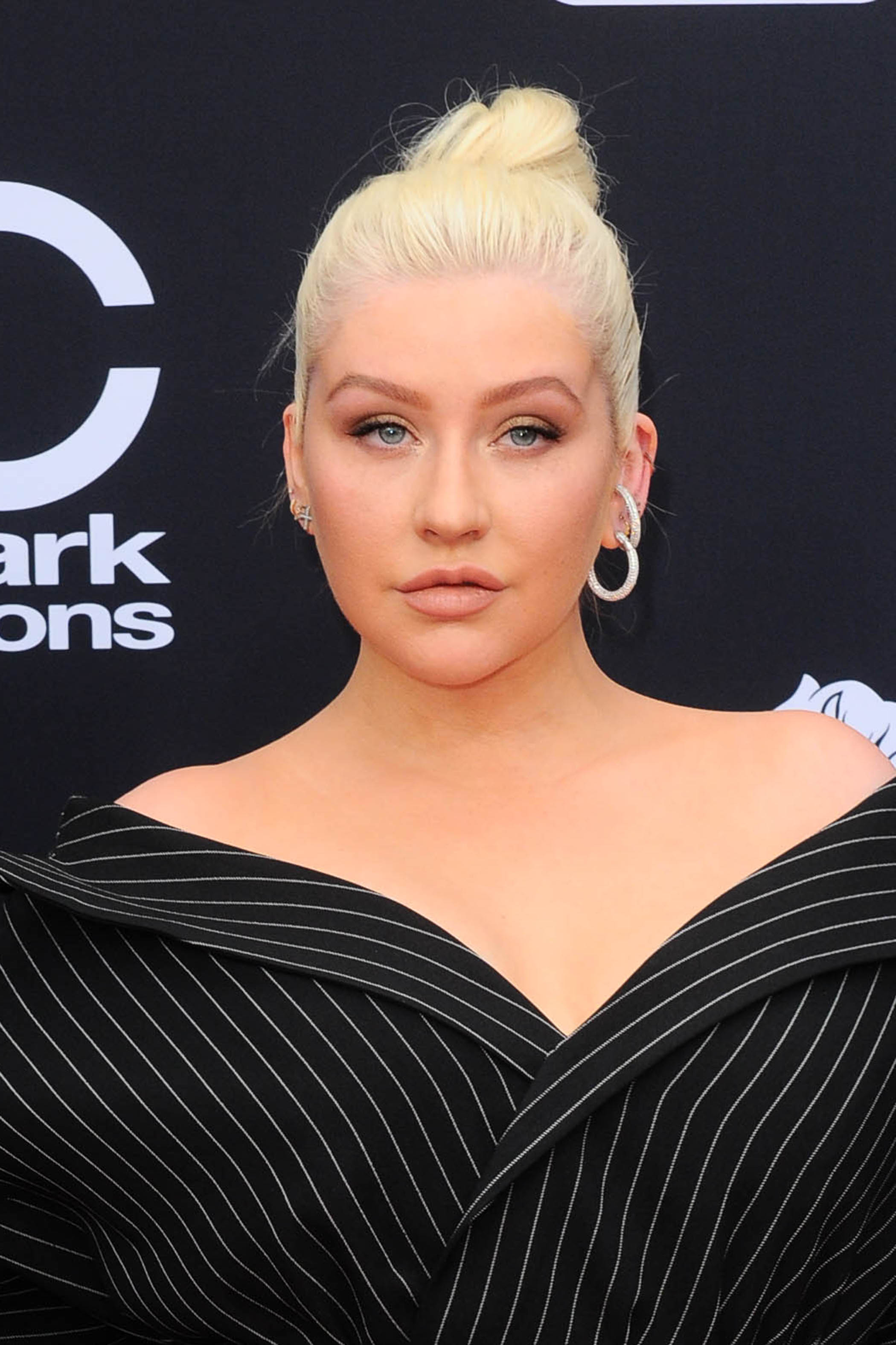 christina-aguilera_20052018e_19.jpg
