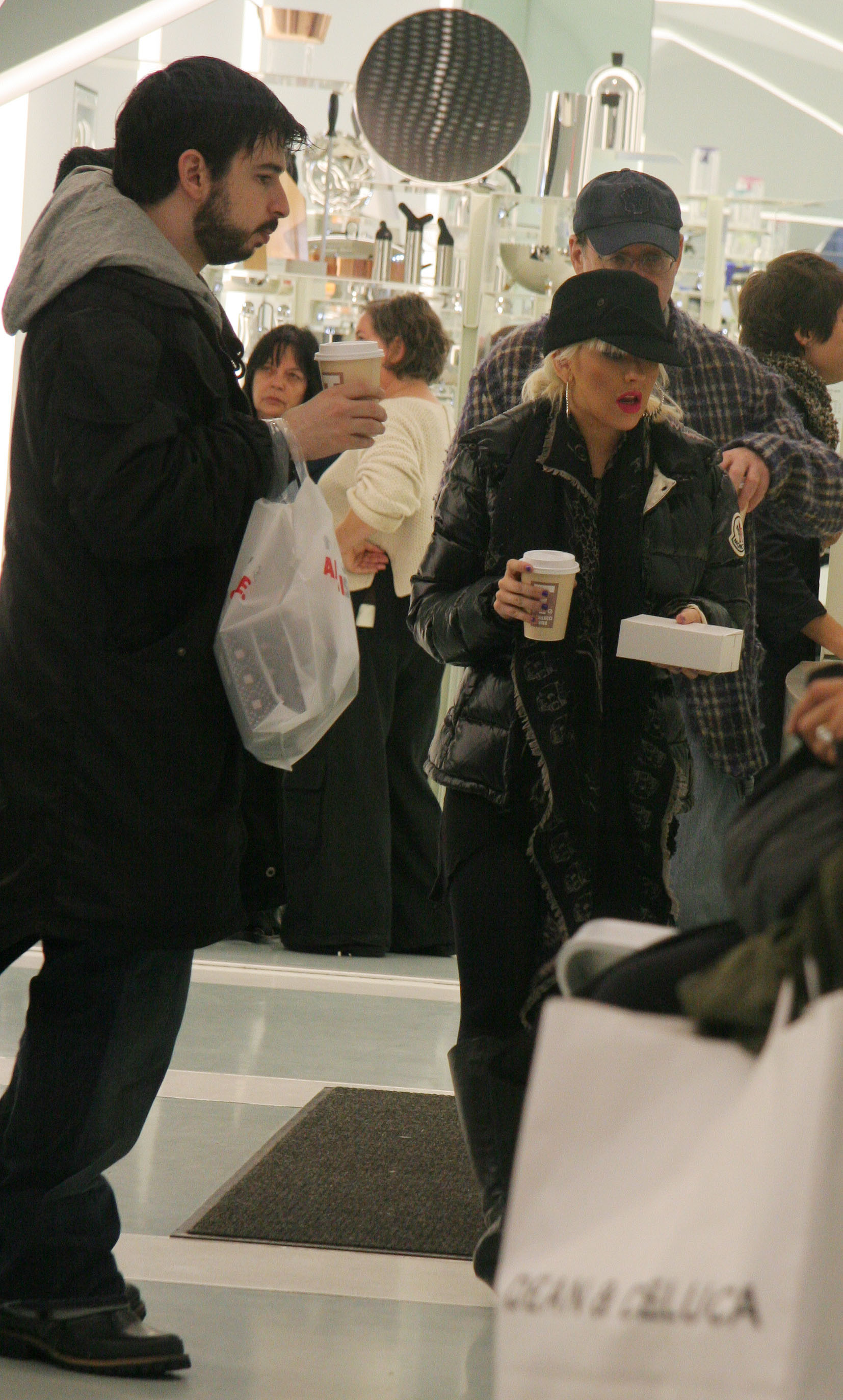 hi_12297665821083.jpg hi_12297665821083.jpg