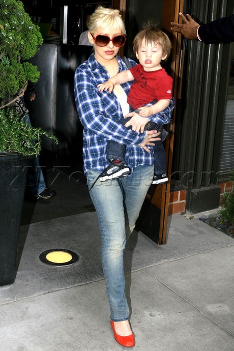 houstons_may16_1242582511.jpg houstons_may16_1242582511.jpg