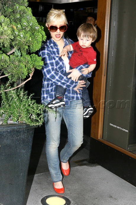 houstons_may16_1242582540.jpg houstons_may16_1242582540.jpg