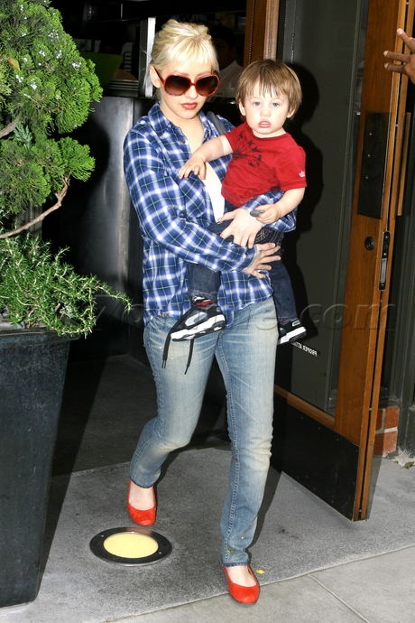 houstons_may16_1242620837.jpg houstons_may16_1242620837.jpg