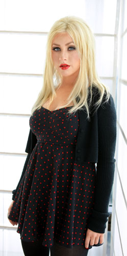 leslie_kee_2010_001.jpg leslie_kee_2010_001.jpg