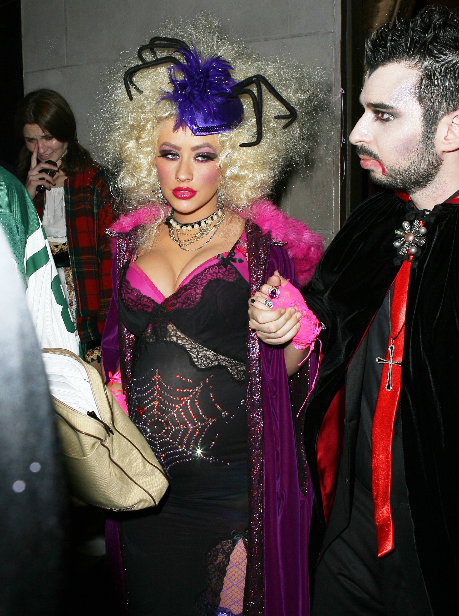 party_oct31_1193968478.jpg party_oct31_1193968478.jpg