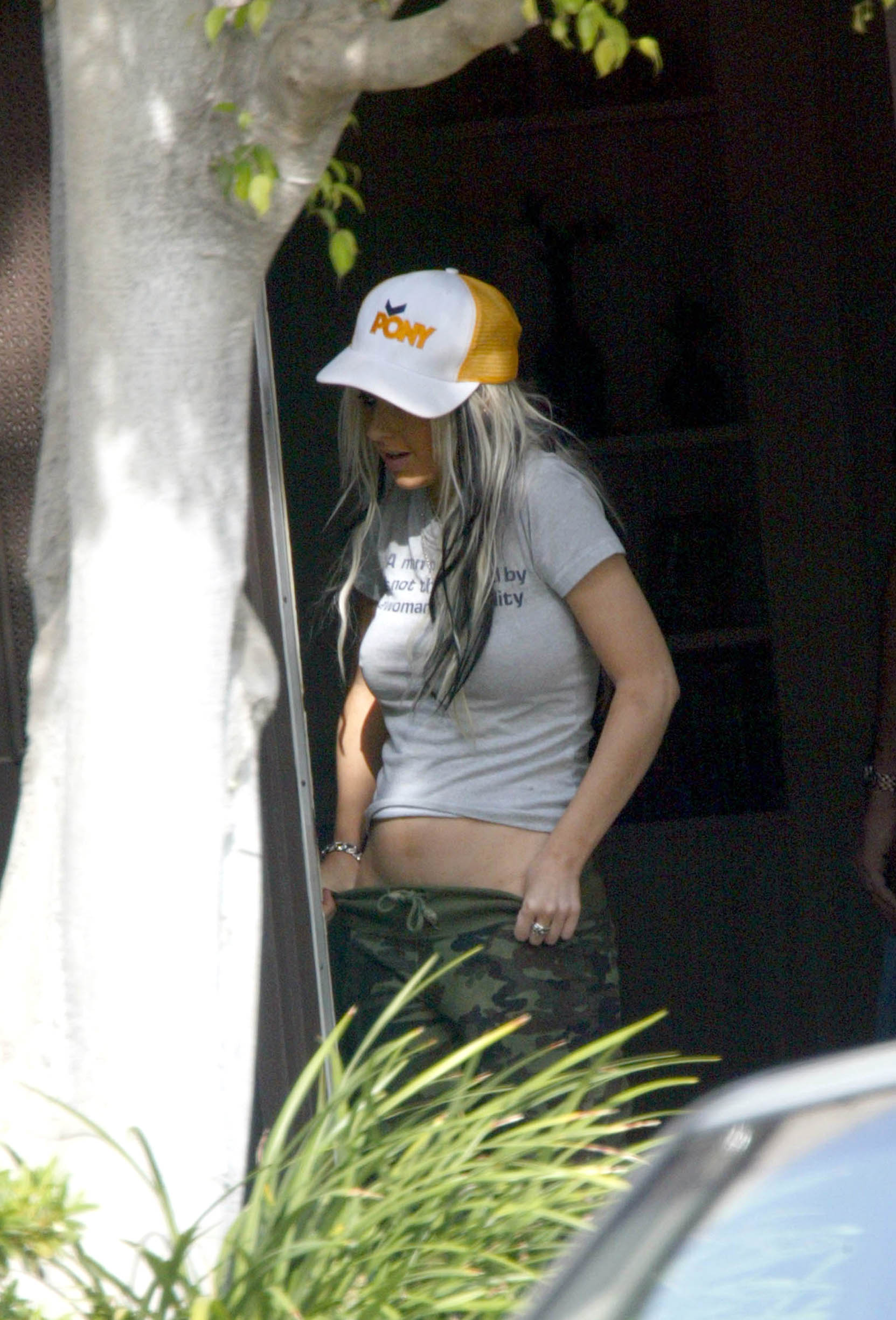 shopping_in_malibu_wjordanfeb1_1084657800.jpg shopping_in_malibu_wjordanfeb1_1084657800.jpg