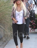 Filename=45895071.JPG
Filesize=33KiB
Dimensions=323x512
Date added=Jan 21, 2019 45895071.JPG