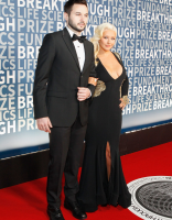 Filename=496338994.png
Filesize=5230KiB
Dimensions=1409x2048
Date added=Jan 14, 2019 496338994.png