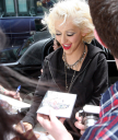 Arrives_at_her_hotel_after_performing_live_on_the__Today_-_June_8_-_Christina_Aguilera_Daily_0001.jpg