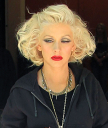 Arrives_at_her_hotel_after_performing_live_on_the__Today_-_June_8_-_Christina_Aguilera_Daily_0015.jpg