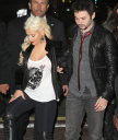 Arriving_at_the_Skyrim_launch_party_-_November_8_-_Christina_Aguilera_Daily_04.jpg