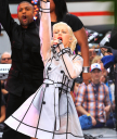 CBS__The_Early_Show_-_June_9_-_Christina_Aguilera_Daily_00198.jpg