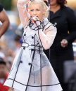 CBS__The_Early_Show_-_June_9_-_Christina_Aguilera_Daily_00309.jpg
