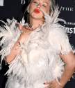 Christina_Aguilera_Harpers_Bazaar_Icons_102992546.jpg