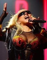 Christina_Aguilera_O2_ARENA_-_XtinaDaily_167.jpg