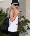 Christina_at_a_friend_s_house_party_in_Beverly_Hills_-_July_28_-_Christina_Aguilera_Daily_0004.jpg