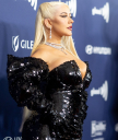 GLAAD_Media_Awards_2023_-_Red_Carpet_-__Christina_Aguilera_Daily_103~0.jpg