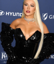 GLAAD_Media_Awards_2023_-_Red_Carpet_-__Christina_Aguilera_Daily_195~0.jpg