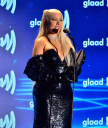 GLAAD_Media_Awards_2023_-_Show_and_Audience_-__Christina_Aguilera_Daily_18~0.jpg