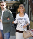 In_Hollywood_-_September_14_-__Christina_Aguilera_Daily_7.jpg