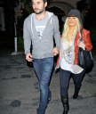 In_Malibu_With_Matt_-_November_13_-_Christina_Aguilera_Daily_007.jpg