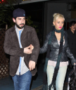 Leaving_Hamasaku_restaurant_with_Ladytron_-_March_22_-_Christina_Aguilera_Daily_001.jpg