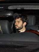 Leaving_Mozza_Restaurant_with_Jordan___Irving_in_Hollywood_-_April_30_-_Christina_Aguilera_Daily_014.jpg