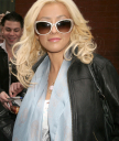 March_22_-__Christina_Aguilera_Daily_17.jpg