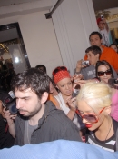 Shopping_On_Rodeo_Drive_With_Jordan_-_March_21_-__Christina_Aguilera_Daily_03.jpg
