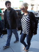 Filename=Shopping_On_Rodeo_Drive_With_Jordan_-_March_21_-__Christina_Aguilera_Daily_16.jpg
Filesize=3468KiB
Dimensions=2400x3600
Date added=Apr 10, 2023 Shopping_On_Rodeo_Drive_With_Jordan_-_March_21_-__Christina_Aguilera_Daily_16.jpg