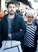 Shopping_On_Rodeo_Drive_With_Jordan_-_March_21_-__Christina_Aguilera_Daily_59.jpg