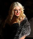 UK_Premiere_of_Burlesque2C_Odeon_Cinema2C_London_-_December_13_-_Christina_Aguilera_Daily_0004.jpg